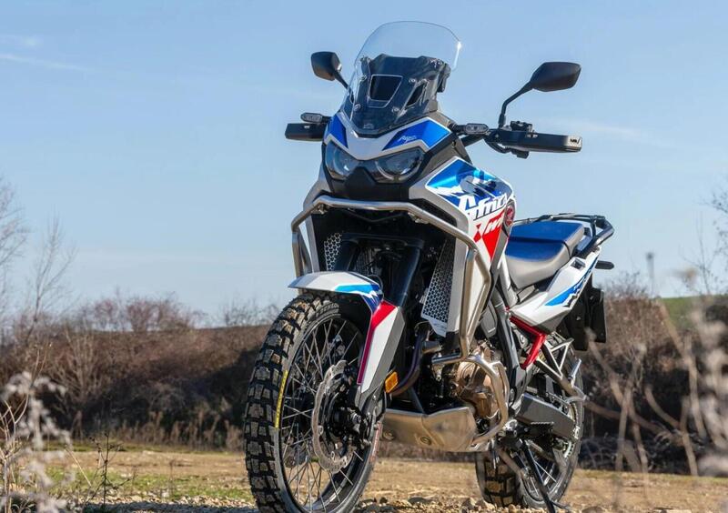 Honda Africa Twin 2024, il setting perfetto delle sospensioni elettroniche [VIDEO]