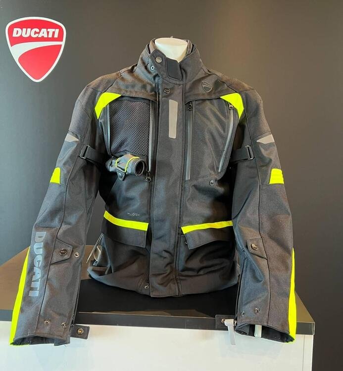 Giacca Tour C3 nero giallo HV Ducati