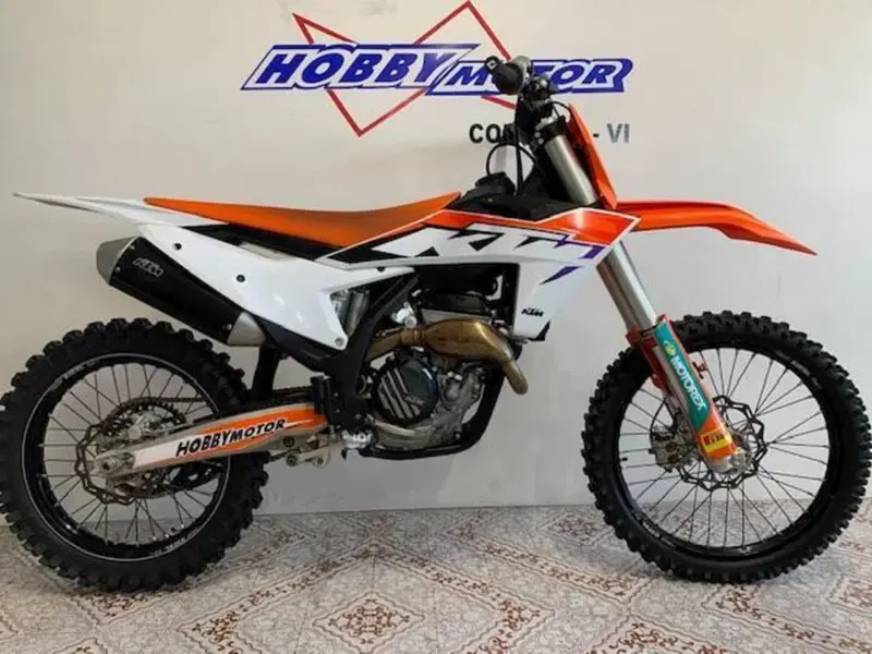 KTM 250 SX-F (2023) (2)