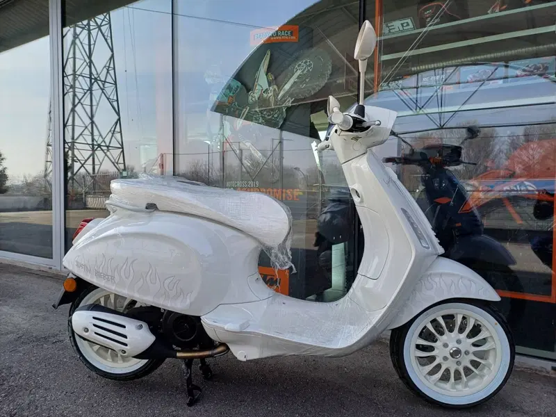 Vespa Sprint 125 Justin Bieber (2022 - 24)