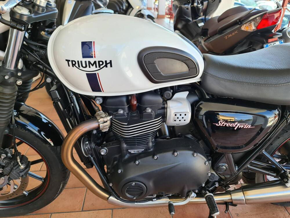 Triumph Street Twin 900 (2017 - 18) (3)