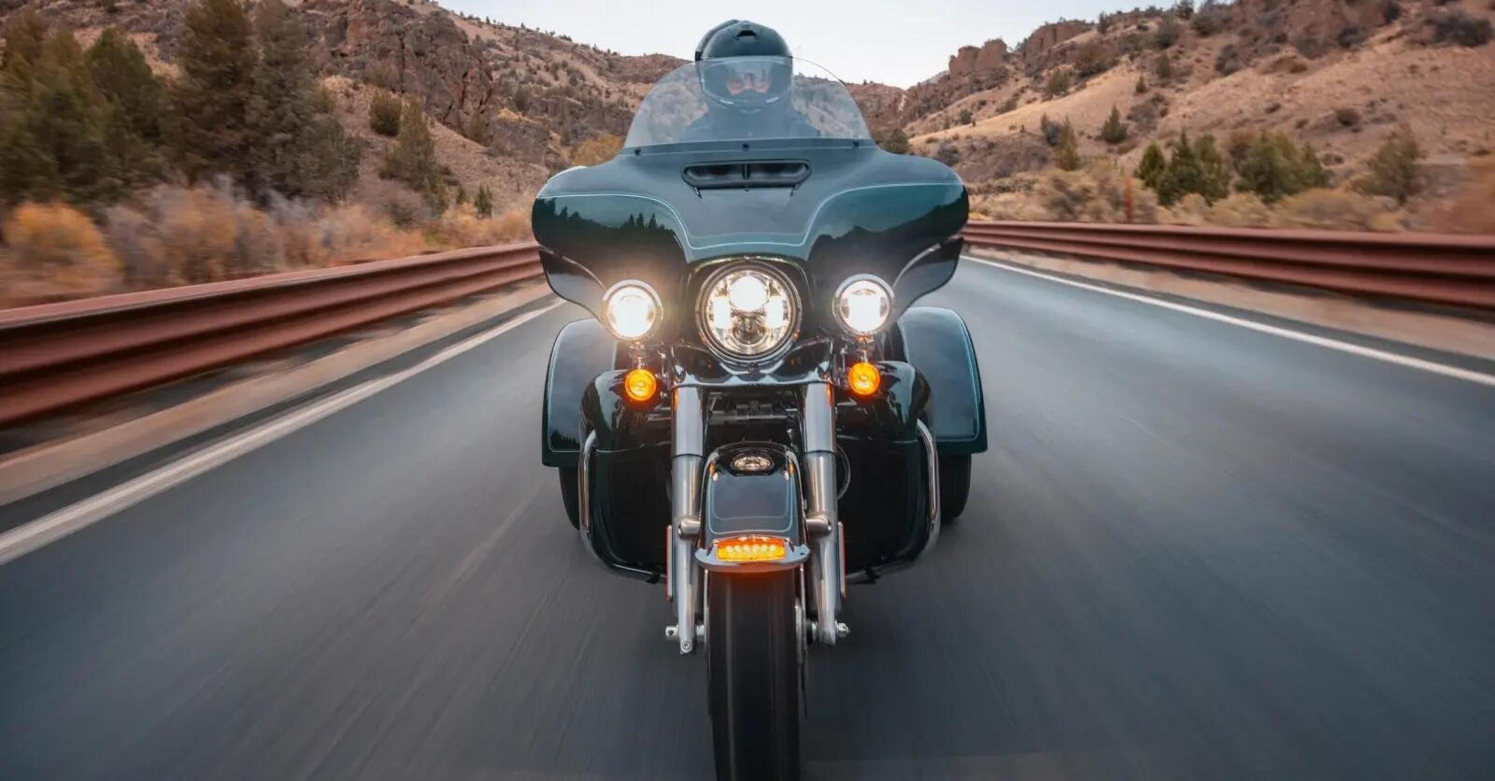 Renato Zero e la sua passione per i trike  Harley-Davidson