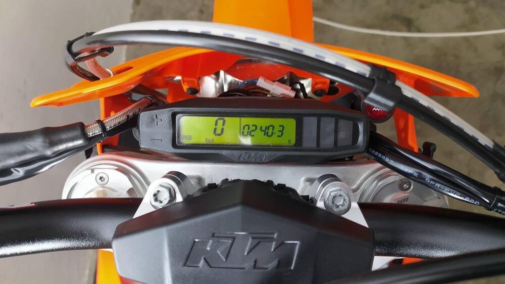 KTM EXC 300 E TPI (2021) (3)