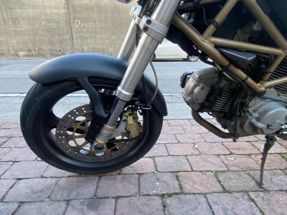 Ducati Monster 600 Dark (1998 - 01) (5)