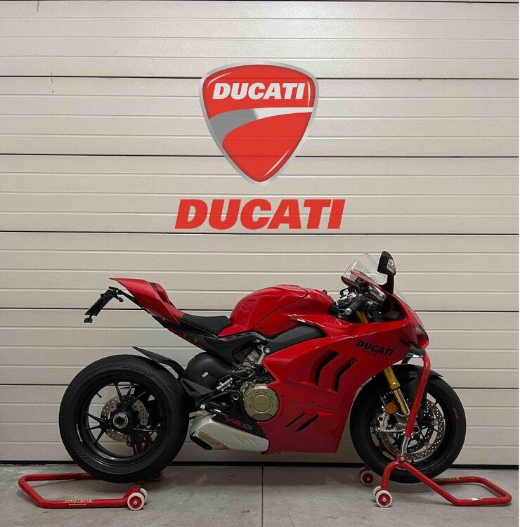Ducati Panigale V4 S (2022 - 24) (3)