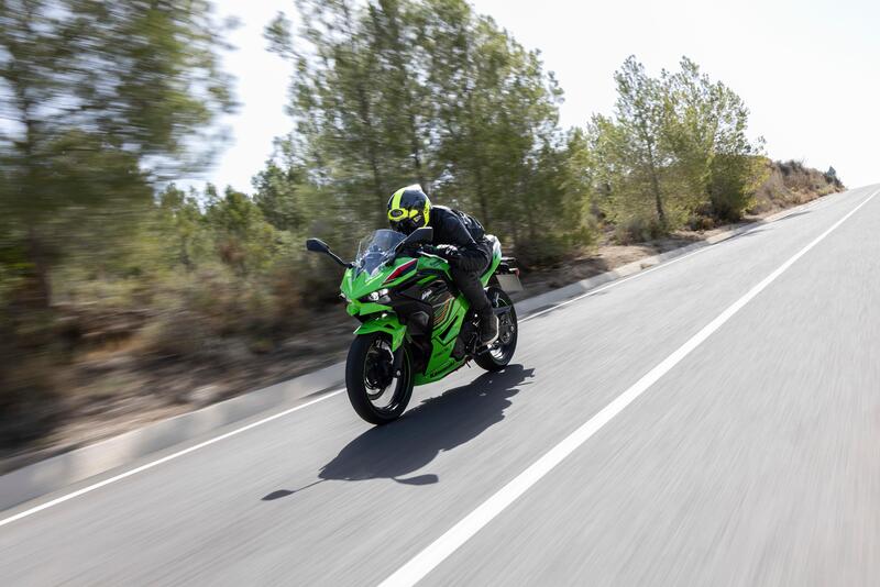 Kawasaki Ninja 500 SE TEST: impressioni di guida, pregi e difetti [VIDEO E GALLERY]