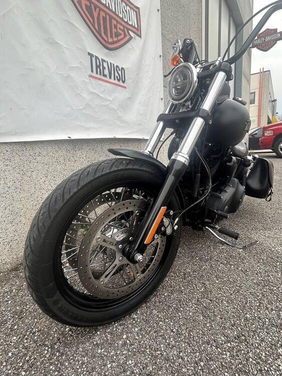 Harley-Davidson 1690 Street Bob Special (2015 - 16) - FXDB (5)