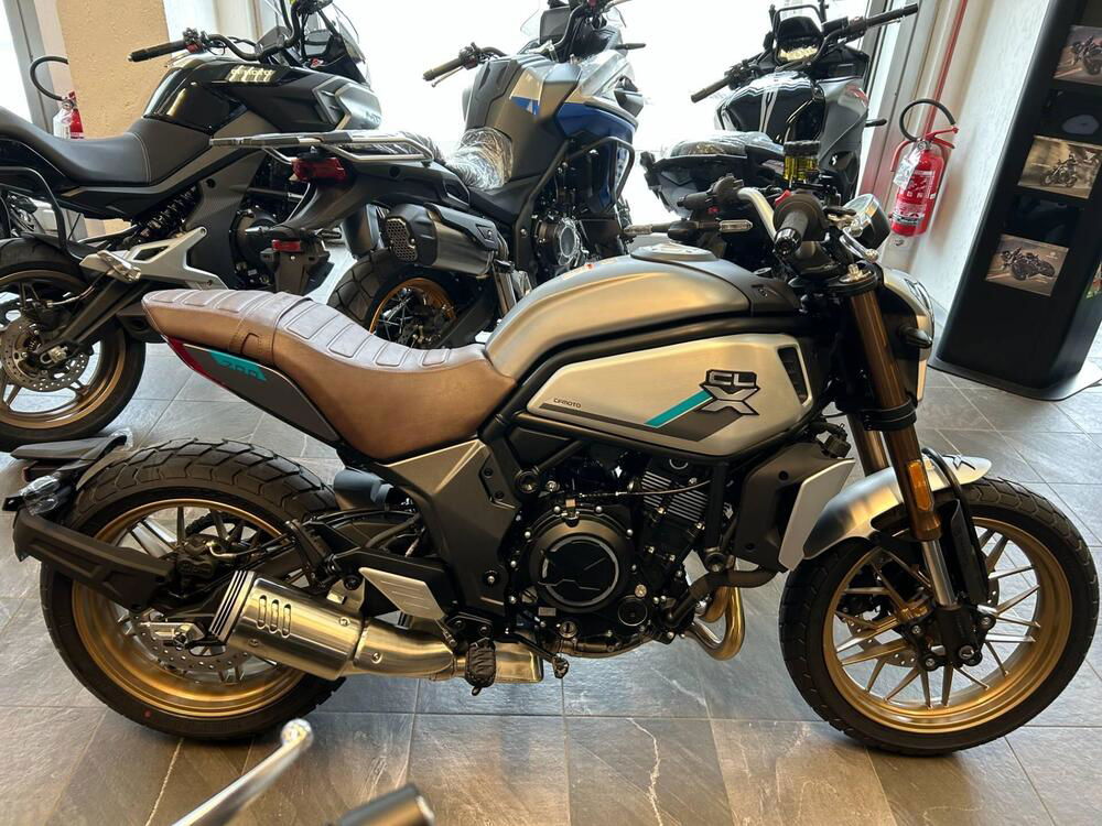 CFMOTO 700CL-X Heritage (2021 - 24)