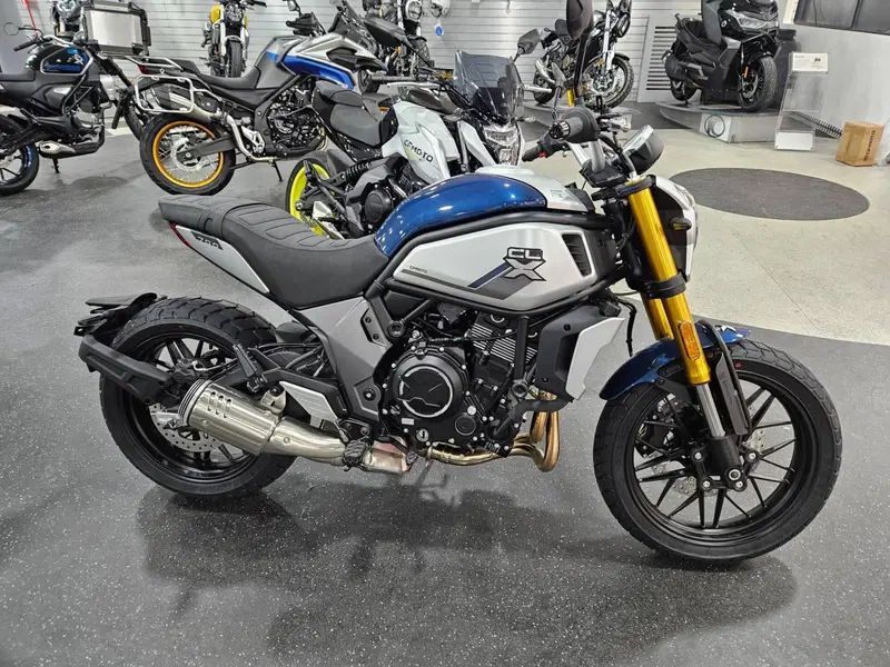 CFMOTO 700CL-X Heritage (2021 - 26)