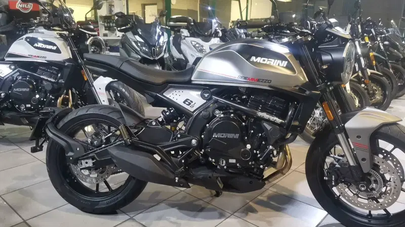 Moto Morini SEIEMMEZZO STR (2022 - 26)