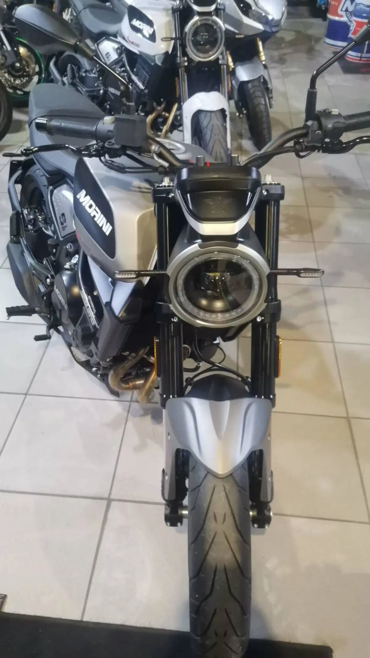 Moto Morini SEIEMMEZZO STR (2022 - 26) (6)