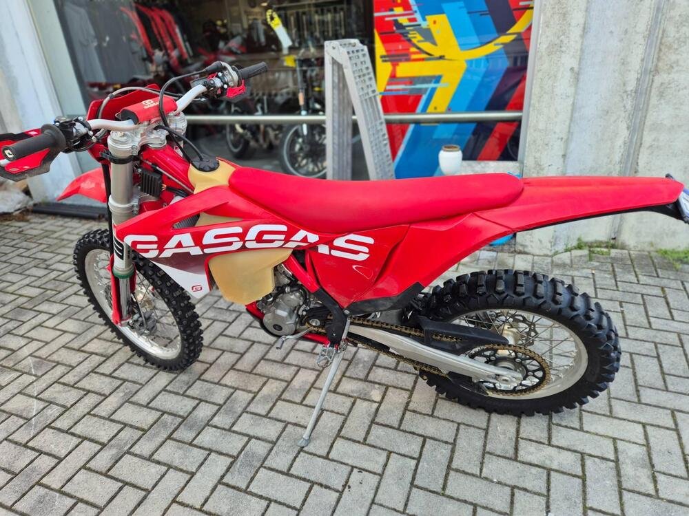 GASGAS EC 250 F (2023) (2)