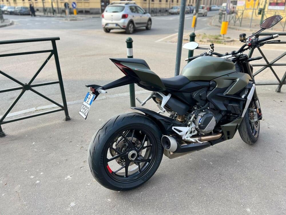 Ducati Streetfighter V2 955 Green (2022 - 23) (2)