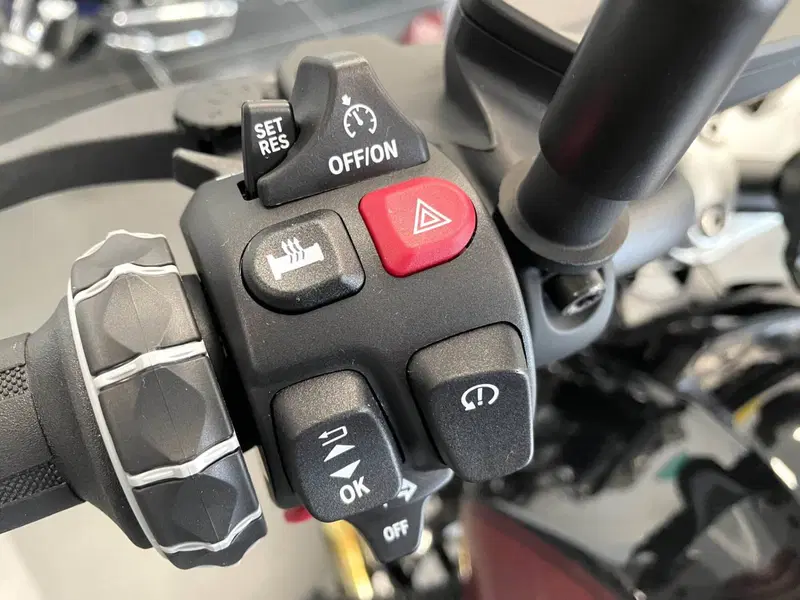 Bmw R 12 (2024 - 26) (9)