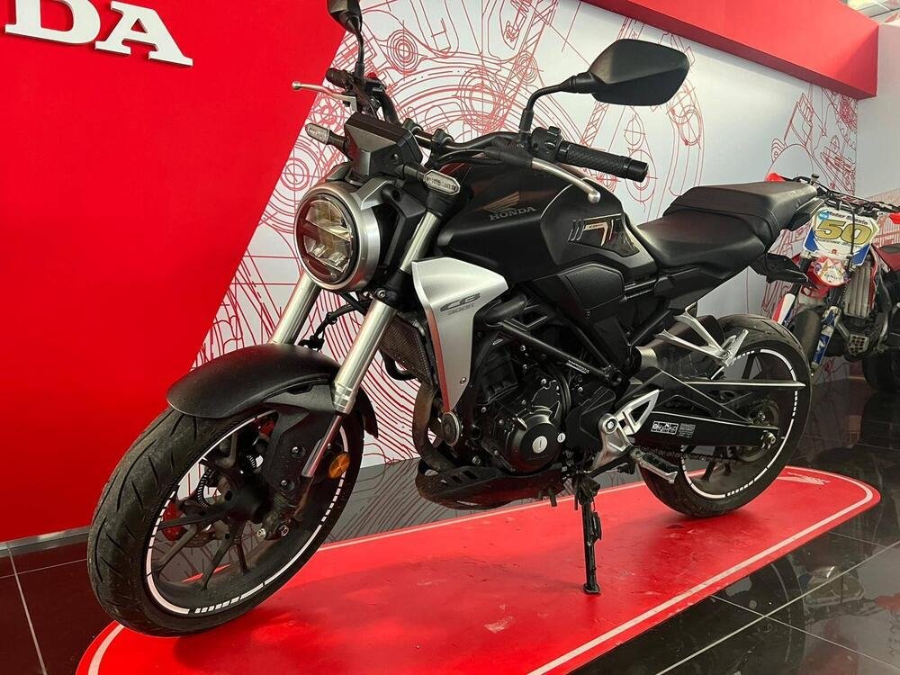Honda CB 300 R (2018 - 19) (4)