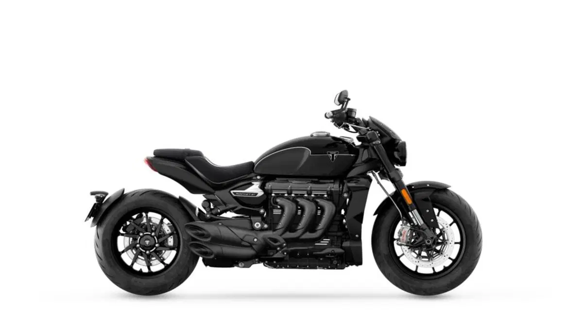 Triumph Rocket 3 Storm: per i suoi vent'anni, Triumph aumenta carattere e prestazioni (7)