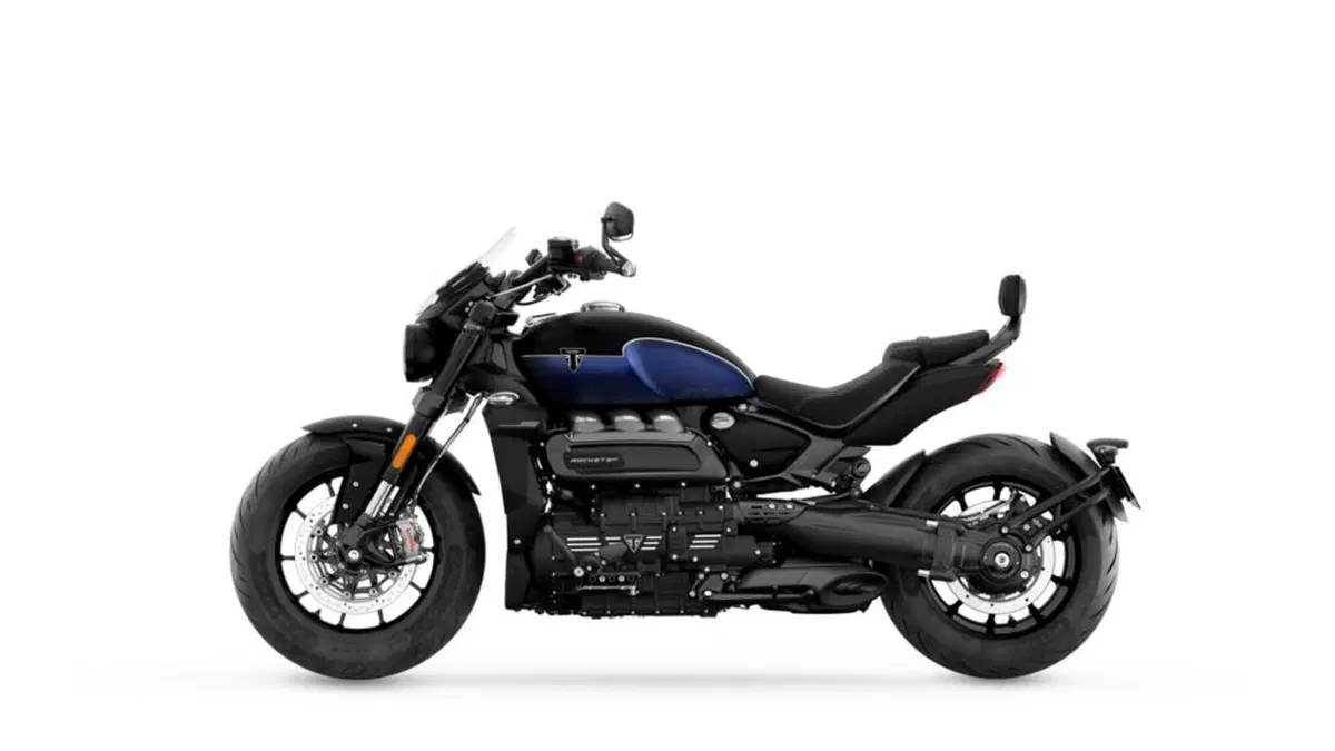 Triumph Rocket 3 Storm: per i suoi vent'anni, Triumph aumenta carattere e prestazioni (21)
