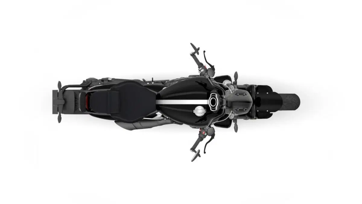 Triumph Rocket 3 Storm: per i suoi vent'anni, Triumph aumenta carattere e prestazioni (32)