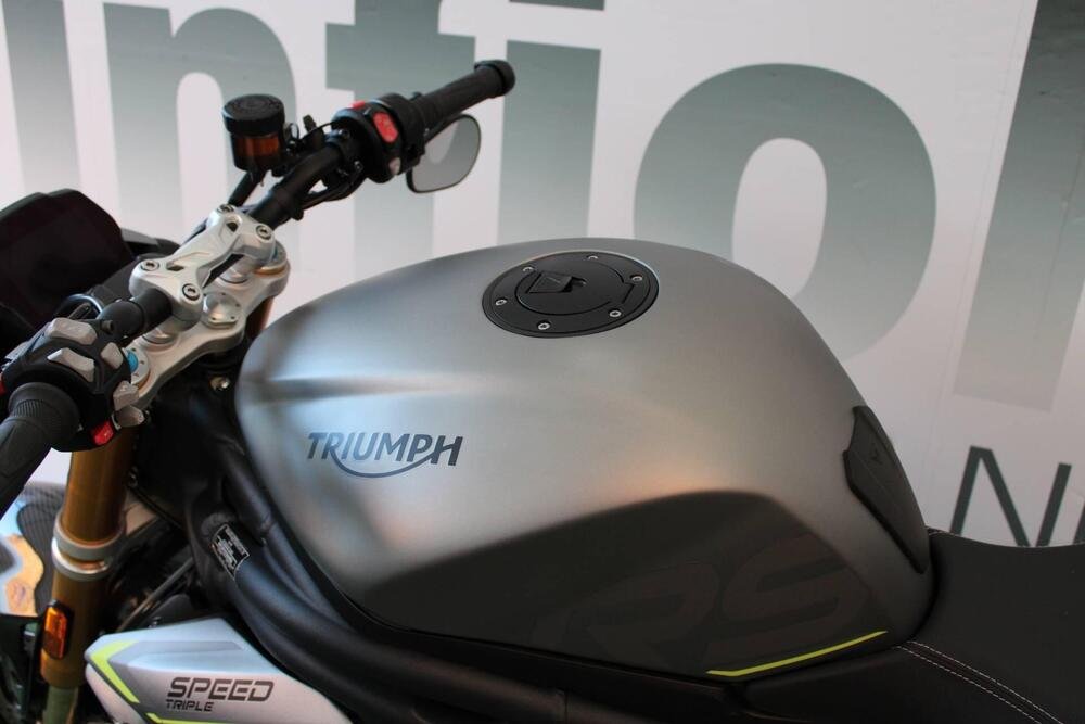 Triumph Speed Triple 1200 RS (2021 - 24) (5)