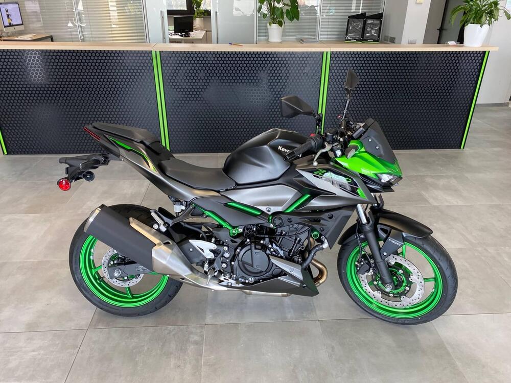 Kawasaki Z 500 SE (2024) (2)