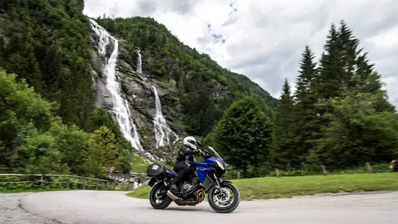 Sui passi dolomitici solo con la prenotazione? Tutto rimandato