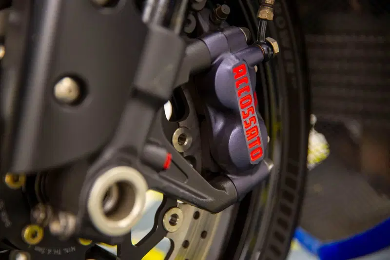 Suzuki GSX-R1000 (2005 - 06) (11)