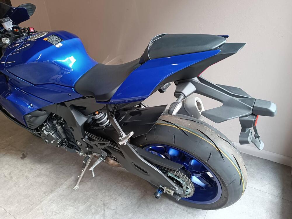 Yamaha YZF R1 (2020 - 24) (5)