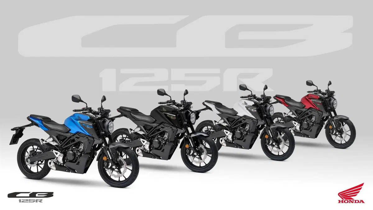 Honda presenta la versione 2024 della CB125R (9)