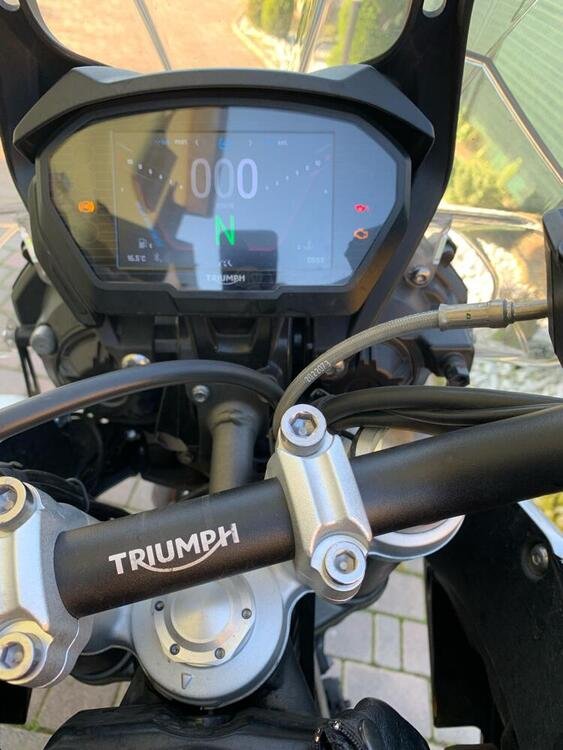 Triumph Tiger 800 XRx (2018 - 20) (3)