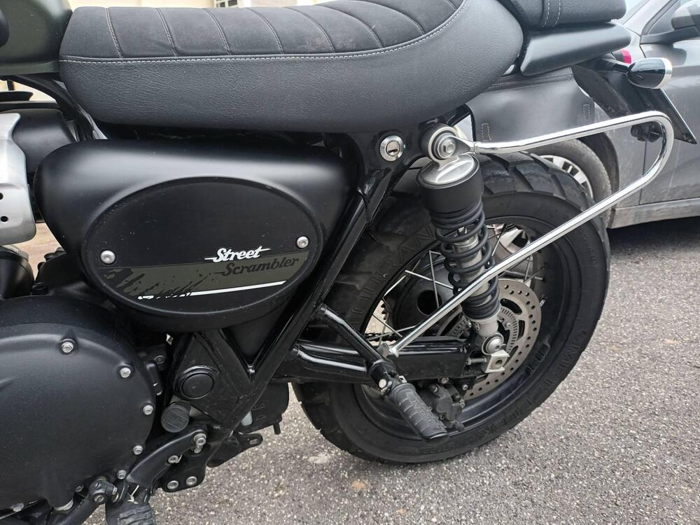 Triumph Street Scrambler 900 (2017 - 18) (4)