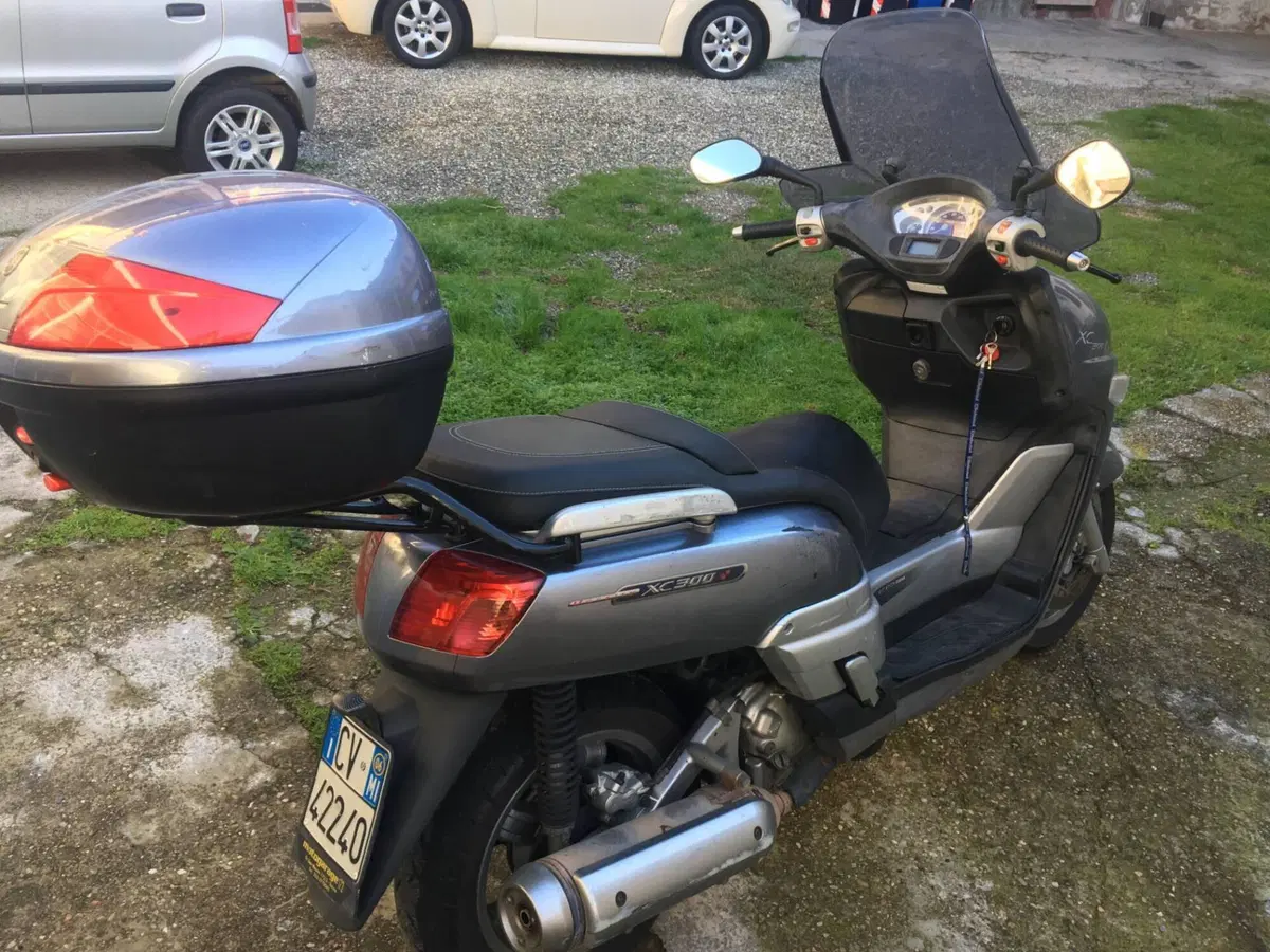 Yamaha XC 300 Versity (2)