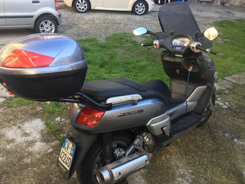 Yamaha XC 300 Versity (2)