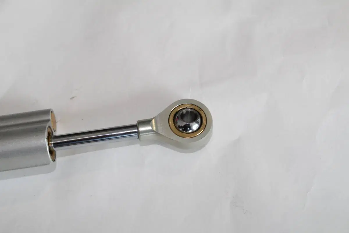AMMORTIZZATORE DI STERZO OHLINS 1199 Öhlins (3)
