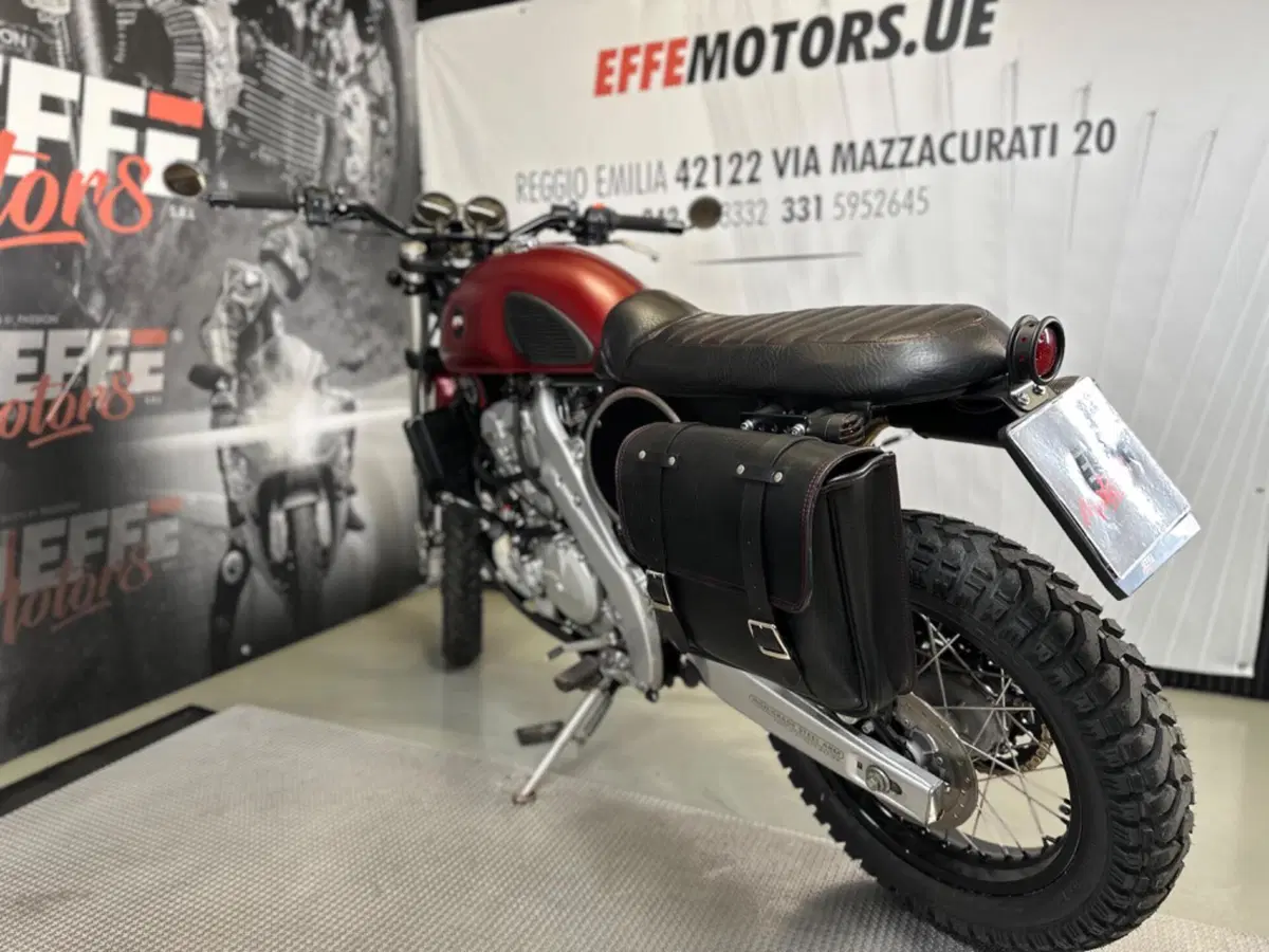 Aprilia Pegaso 650 (1997 - 00) (13)