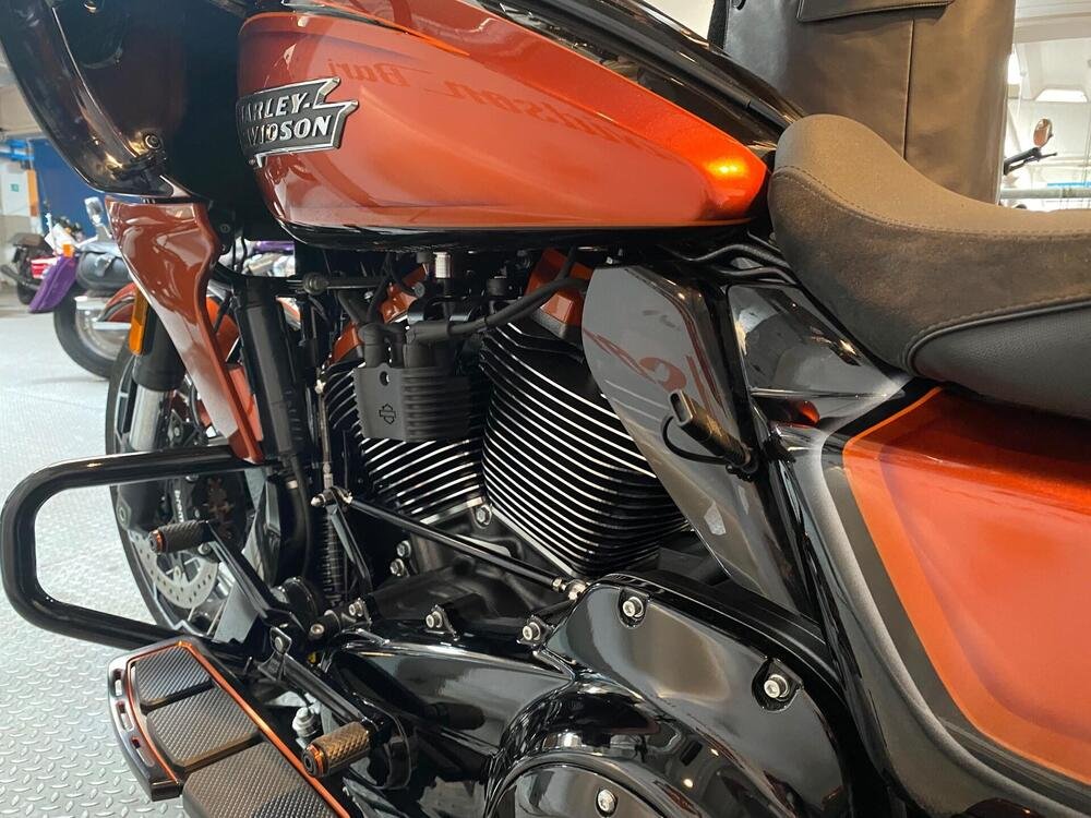 Harley-Davidson CVO Road Glide (2023) (5)