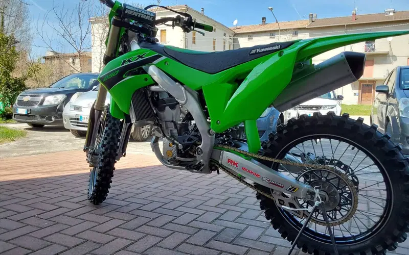 Kawasaki KX 250 F (2023) (2)