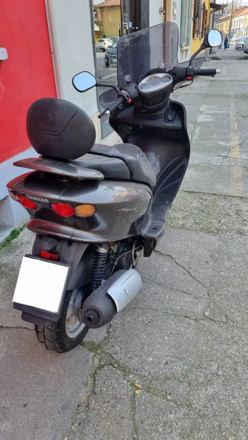 Yamaha Majesty 180 (2004 - 06) (2)