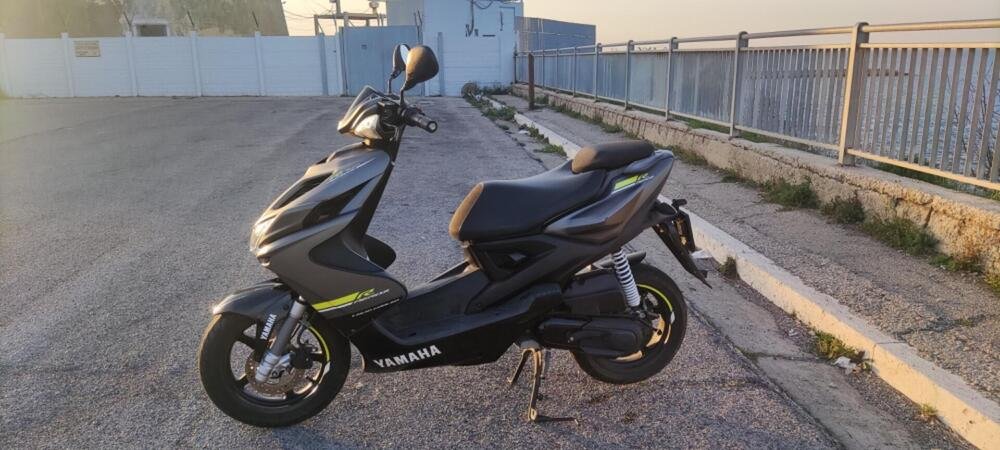 Yamaha Aerox 50 R 4t (2018 - 20) (3)