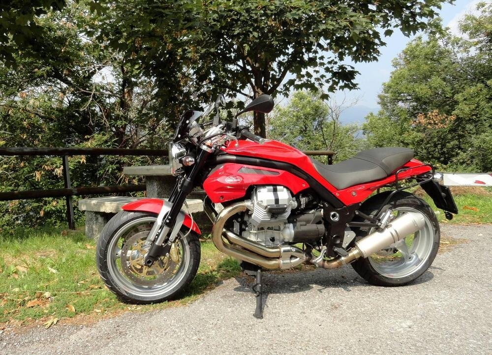 Moto Guzzi Griso 850 (2)