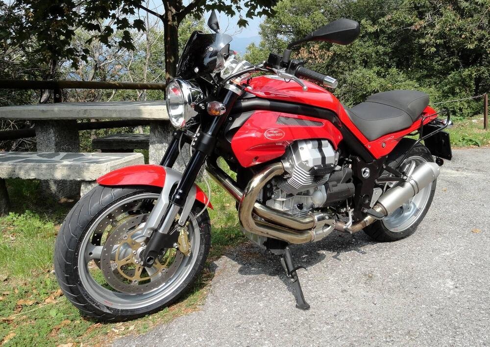 Moto Guzzi Griso 850 (3)