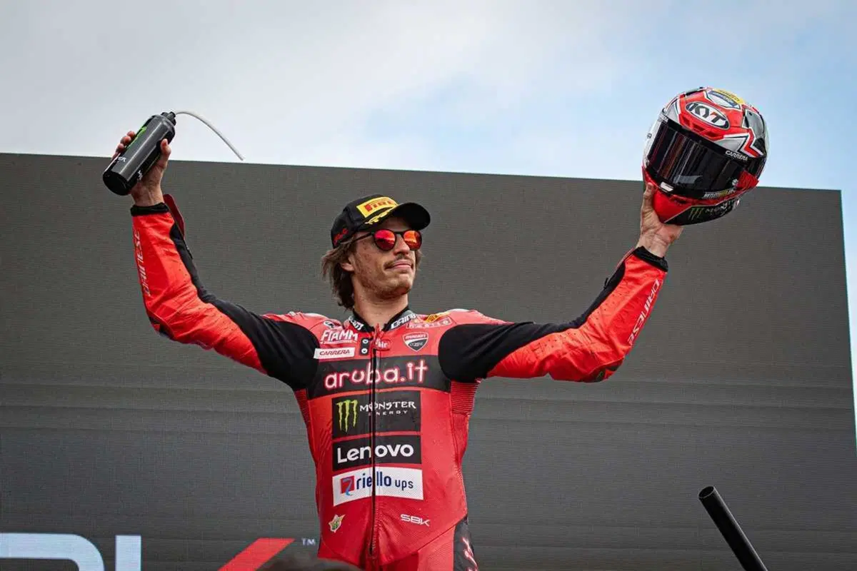 SBK 2024. GP della Catalogna. Nicol&ograve; Bulega: &ldquo;Ho perso la gara con Alvaro, ma ho imparato tanto da lui&rdquo; [GALLERY]