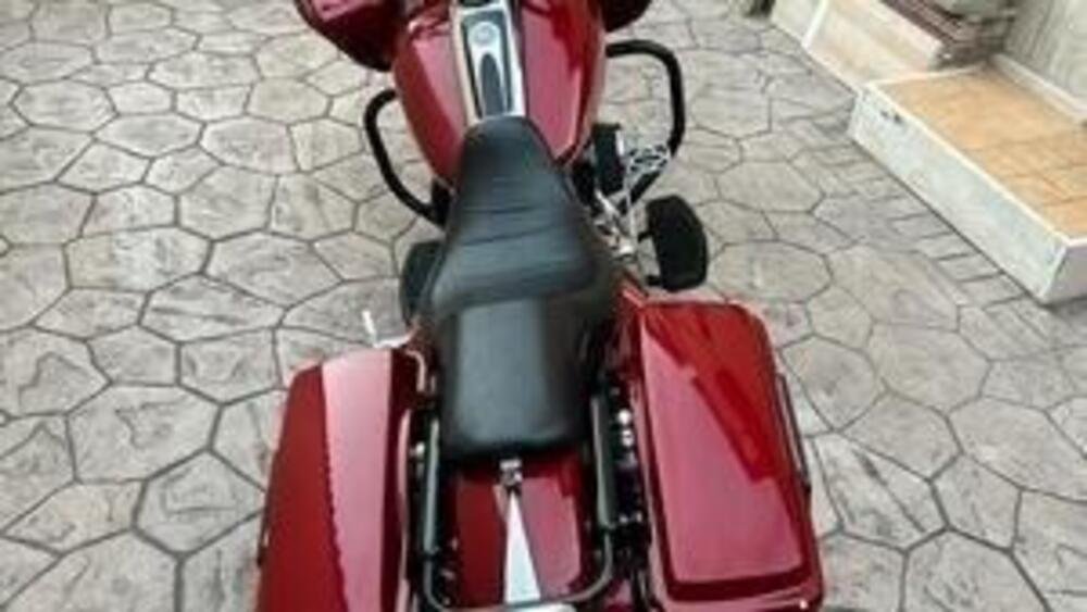 Harley-Davidson 1690 Road Glide (2007 - 12) (5)