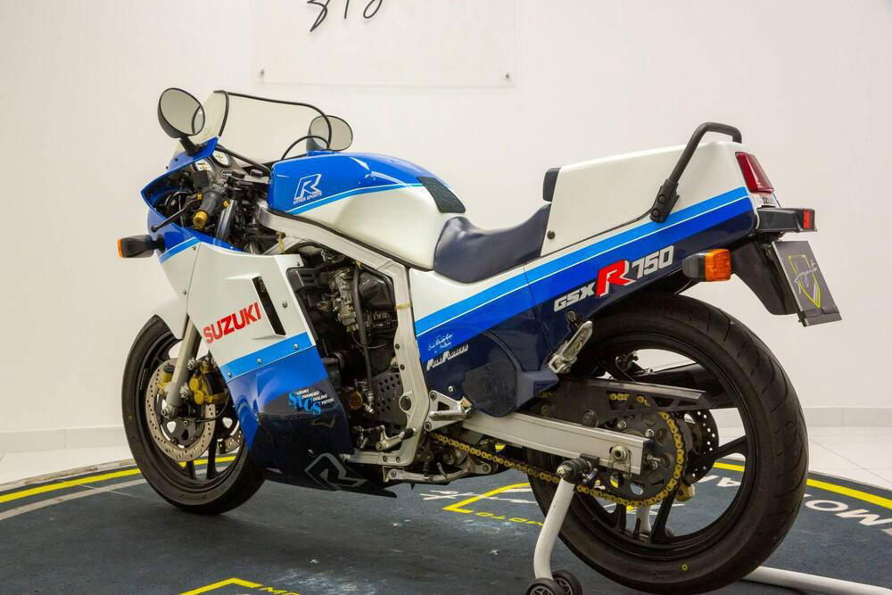 Suzuki GSX R 750 (1985 - 87) (5)