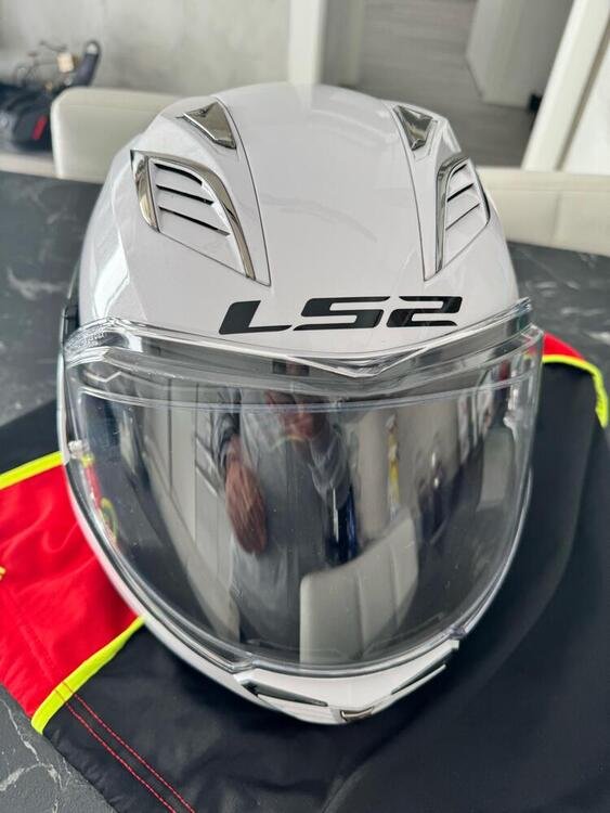 Casco Nexx Helmets (2)