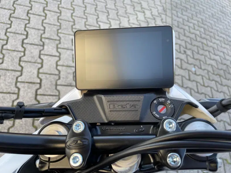 Betamotor Alp 4.0 (2024 - 26) (9)