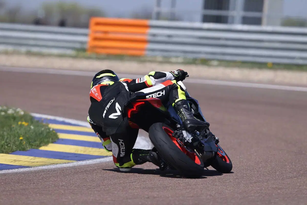 Aprilia RS 457 TEST: impressioni di guida, pregi e difetti [VIDEO E GALLERY] (30)