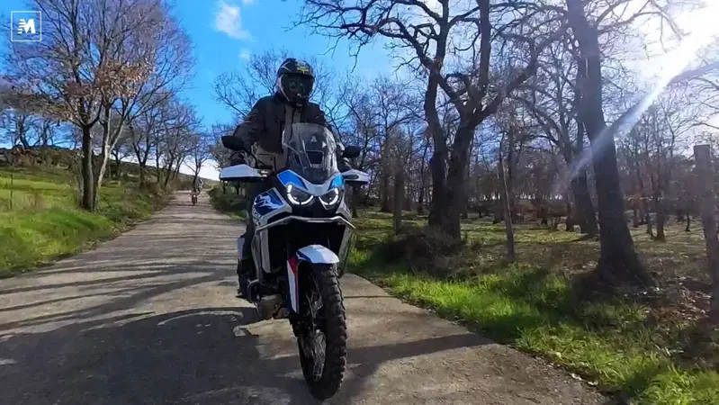 1000 Sassi: il Perfetto mostra un'anteprima dell'edizione 2024 con l'Africa Twin