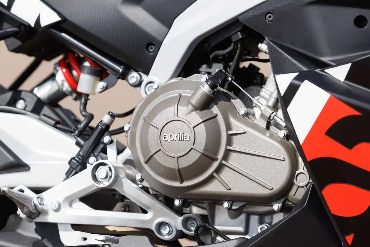 Aprilia RS 457 (6)