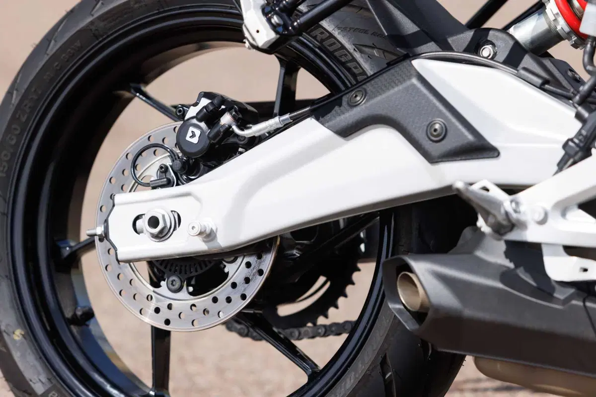 Aprilia RS 457 (7)