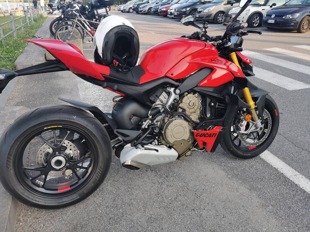Ducati Streetfighter V4 S (2023 - 24) (2)